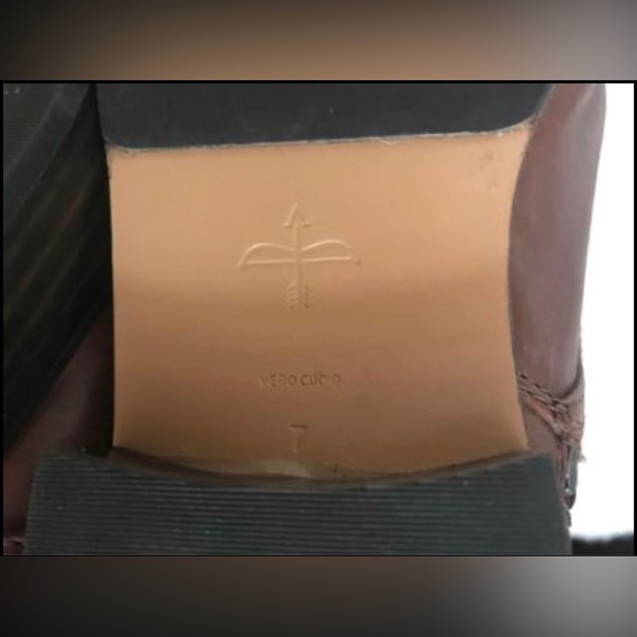 Tall leather BOOTS Vero Cuoio
Brown Genuine Leather - Picture 9 of 10